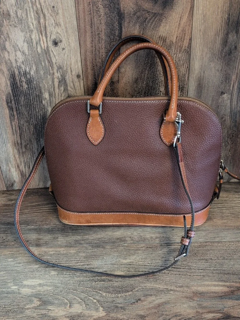 Dooney & Bourke Zip Zip Pebbled Grain Leather Dome Satchel w/Dustbag   868A
